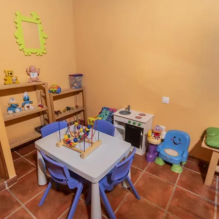 La Hacendera Entre Hoces - 20-28pax-10 Hab Con Banos En