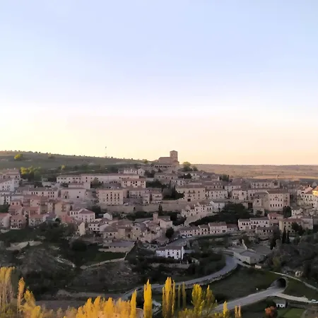 La Hacendera Entre Hoces - 20-28pax-10 Hab Con Banos En Летний дом Мадеруэло