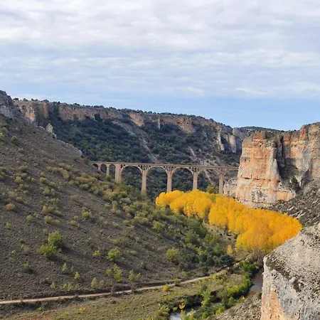 La Hacendera Entre Hoces - 20-28pax-10 Hab Con Banos En Мадеруэло