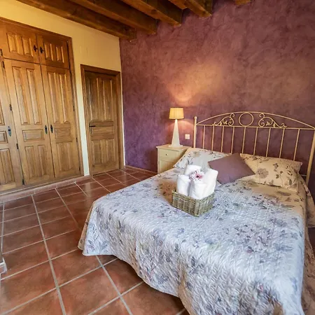 La Hacendera Entre Hoces - 20-28pax-10 Hab Con Banos En *