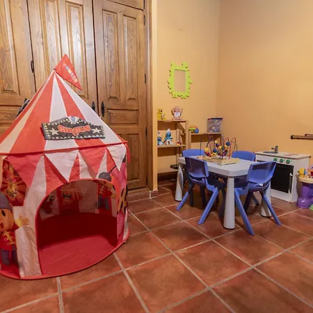 La Hacendera Entre Hoces - 20-28pax-10 Hab Con Banos En Летний дом *