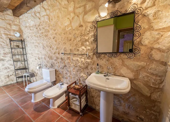 Landhaus La Hacendera Entre Hoces - 20-28pax-10 Hab Con Banos En Maderuelo