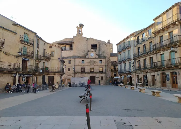 La Hacendera Entre Hoces - 20-28pax-10 Hab Con Banos En Landhaus