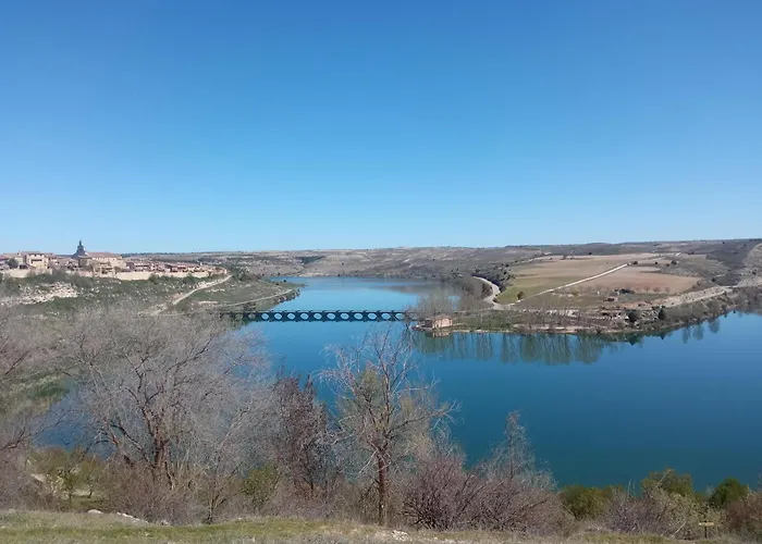 La Hacendera Entre Hoces - 20-28pax-10 Hab Con Banos En