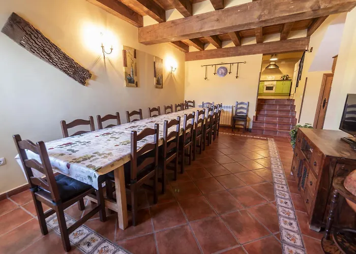 Landhaus La Hacendera Entre Hoces - 20-28pax-10 Hab Con Banos En Maderuelo