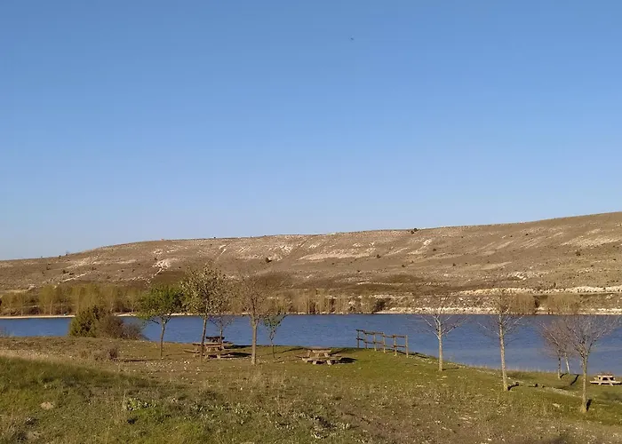 Landhaus La Hacendera Entre Hoces - 20-28pax-10 Hab Con Banos En