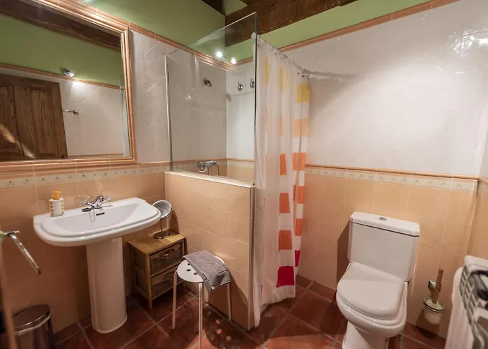 La Hacendera Entre Hoces - 20-28pax-10 Hab Con Banos En