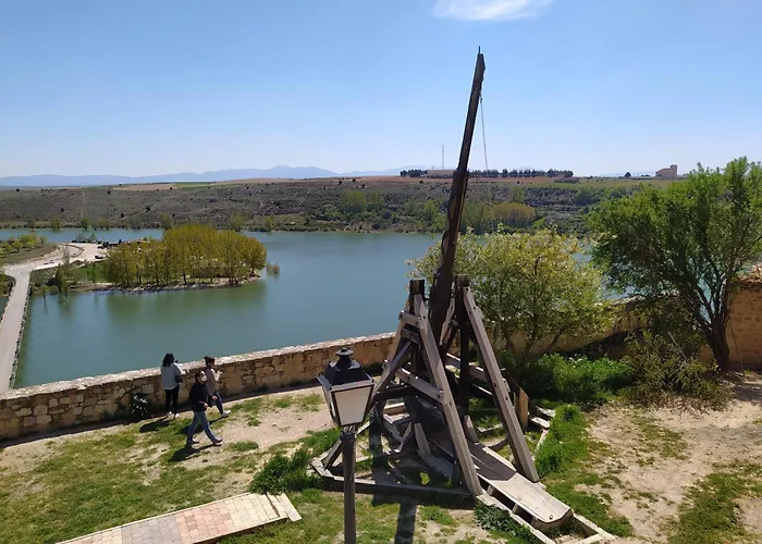 Landhaus La Hacendera Entre Hoces - 20-28pax-10 Hab Con Banos En *
