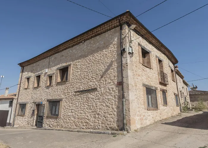 La Hacendera Entre Hoces - 20-28pax-10 Hab Con Banos En *