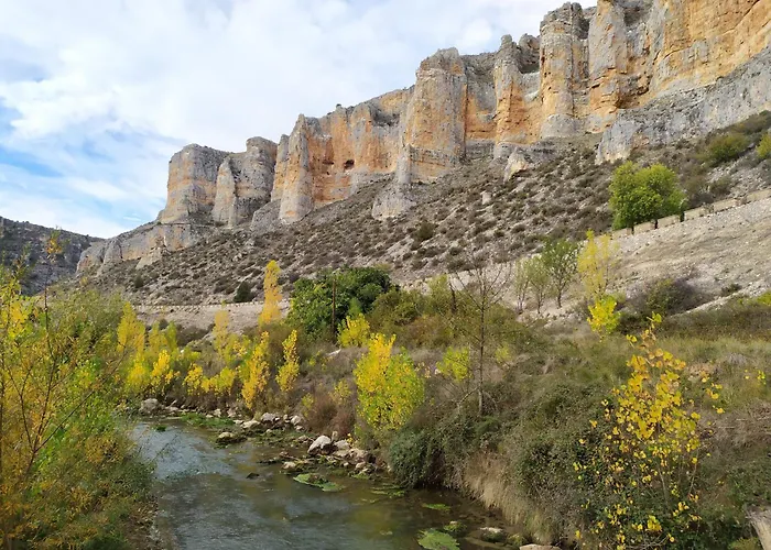 La Hacendera Entre Hoces - 20-28pax-10 Hab Con Banos En
