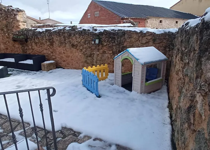 La Hacendera Entre Hoces - 20-28pax-10 Hab Con Banos En Landhaus Maderuelo